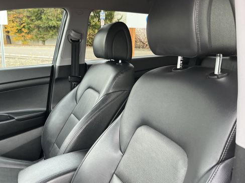 Used 2017 Hyundai Tucson Limited image 16