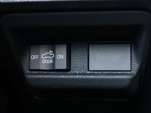 New 2025 Toyota Tacoma SR5 image 27