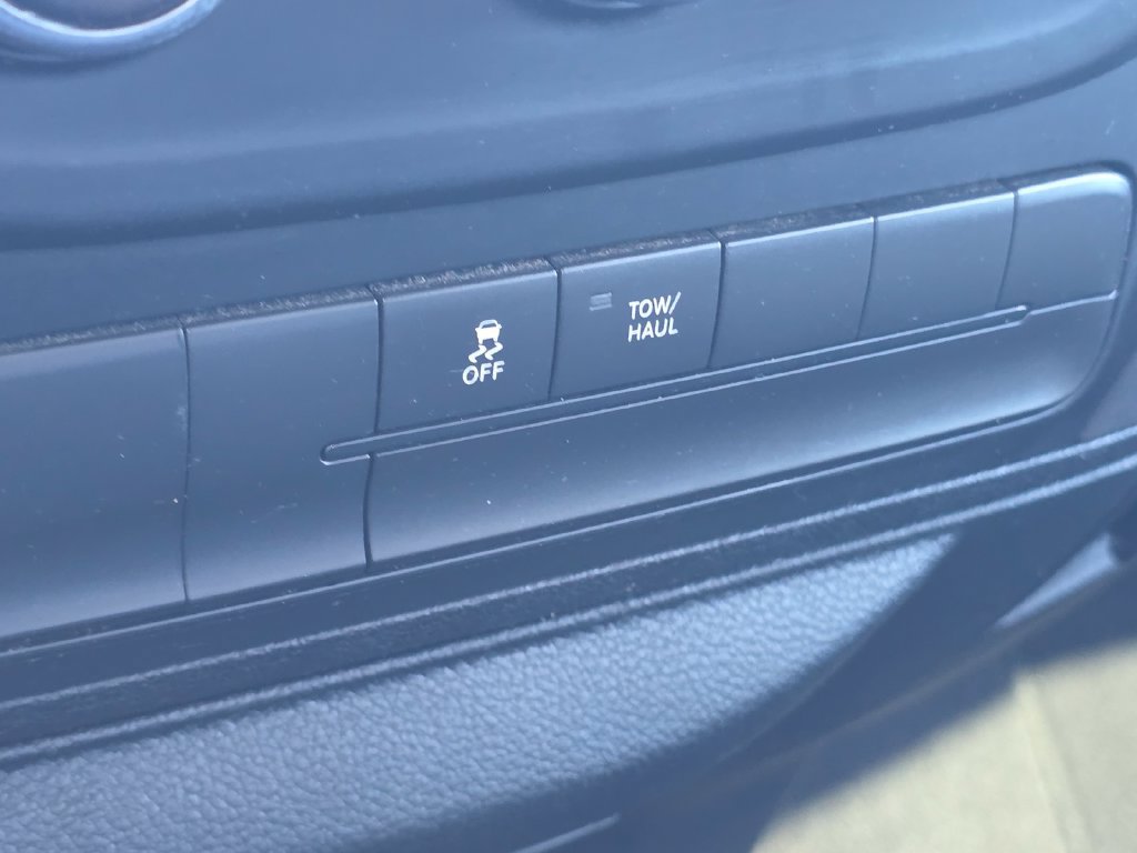 Used 2017 RAM 1500 Express RWD image 28