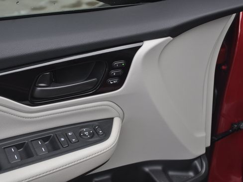 Certified 2025 Honda Odyssey Touring image 18