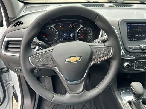 Used 2024 Chevrolet Equinox LT w/ LPO, Floor Liner Package FWD image 18