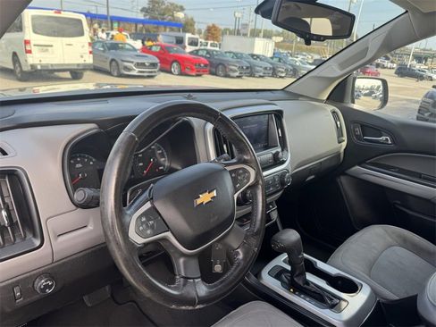 Used 2019 Chevrolet Colorado LT image 13