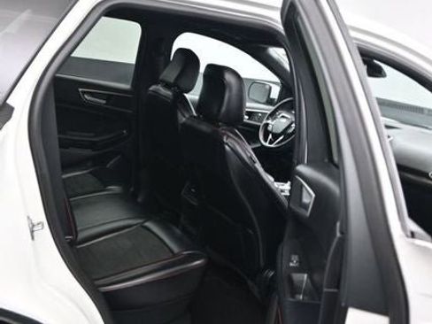 Certified 2024 Ford Edge ST-Line w/ Class II Trailer Tow Package AWD/4WD image 14