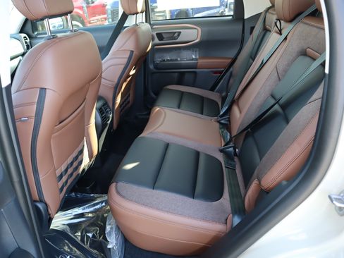 New 2025 Ford Bronco Sport Outer Banks w/ Outer Banks Tech Package+ image 37