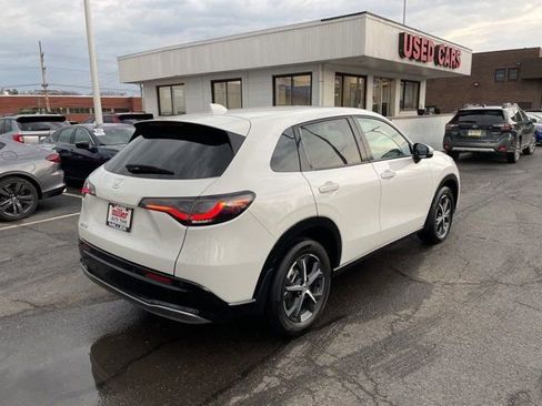 Used 2025 Honda HR-V EX-L image 4