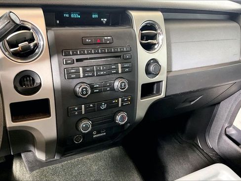Used 2011 Ford F150 XLT w/ XLT Chrome Pkg image 21