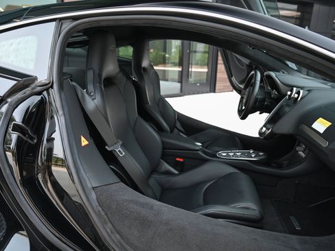 Used 2025 McLaren GTS RWD image 19
