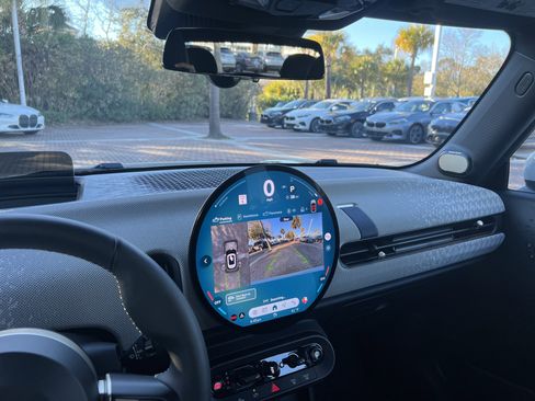 Certified 2025 MINI Cooper S image 30