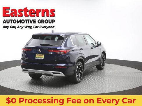 Used 2022 Mitsubishi Outlander SE AWD/4WD image 29