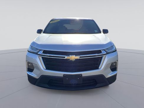 Used 2022 Chevrolet Traverse LS image 8