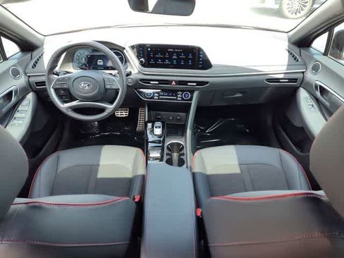 Used 2023 Hyundai Sonata SEL Plus image 4