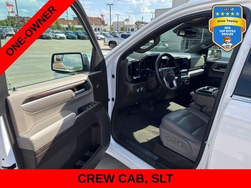 Used 2025 GMC Sierra 1500 SLT RWD image 9