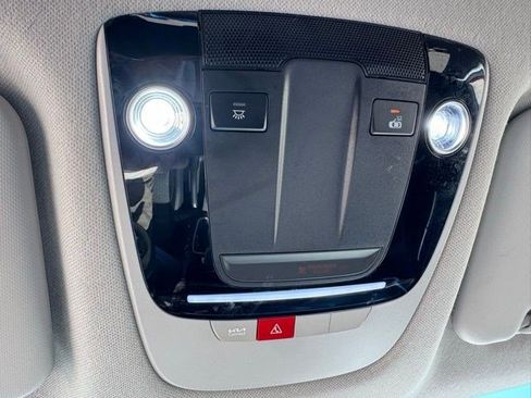 Used 2024 Kia Seltos S AWD/4WD image 26
