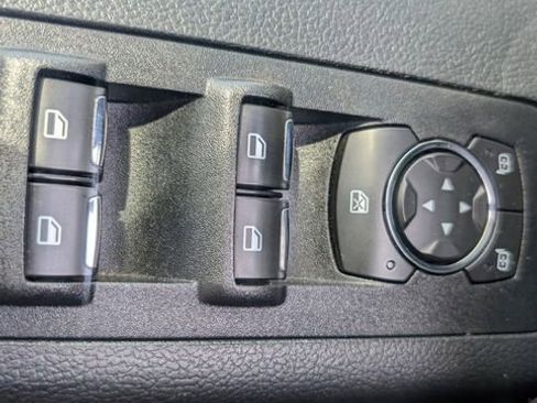 Used 2019 Ford F150 XLT w/ Equipment Group 302A Luxury AWD/4WD image 33