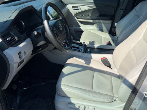 Used 2017 Honda Ridgeline RTL-T image 5