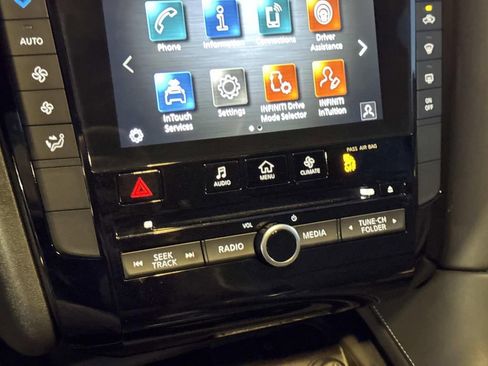 Certified 2025 INFINITI QX50 Pure image 19