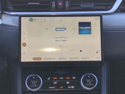 Used 2024 Jaguar F-PACE R-Dynamic S image 18