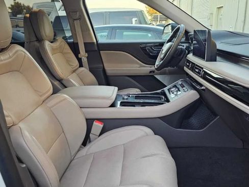 Used 2024 Lincoln Aviator Reserve w/ Equipment Group 201A AWD/4WD image 15