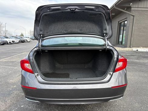 Used 2019 Honda Accord EX image 10