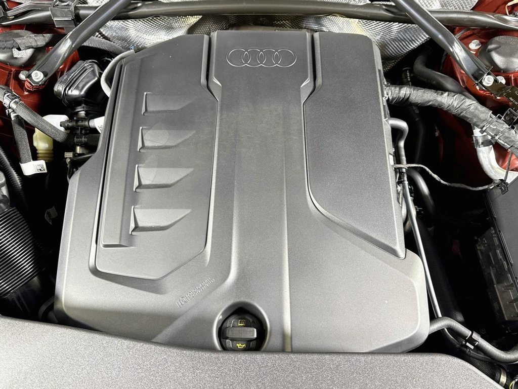 Certified 2025 Audi Q5 Premium AWD/4WD image 24