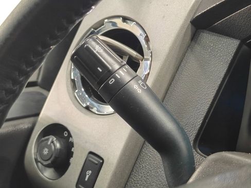 Used 2012 Ford F350 Lariat image 42
