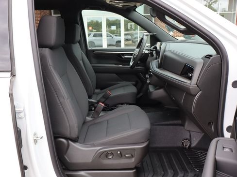 New 2025 Chevrolet Tahoe 4WD image 39