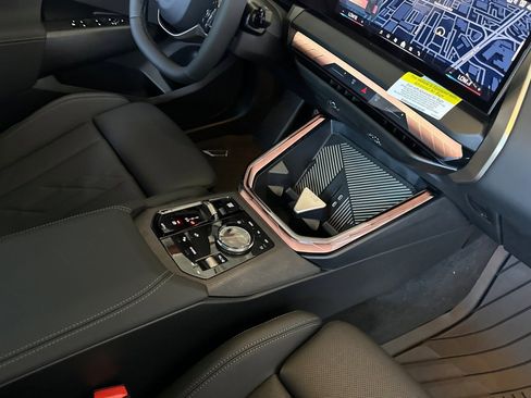 Used 2025 BMW X3 xDrive30i w/ Convenience Package image 26