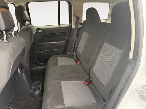 Used 2016 Jeep Patriot Sport w/ Power Value Group image 12