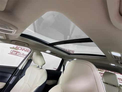 Certified 2024 Subaru Ascent Limited w/ Technology Package image 12