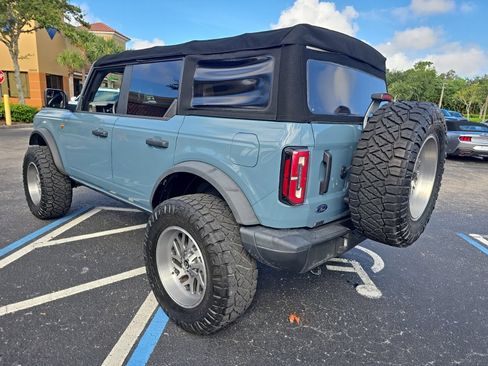 Used 2022 Ford Bronco Badlands AWD/4WD image 3