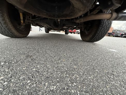 Used 2021 Toyota Tacoma TRD Off-Road image 49