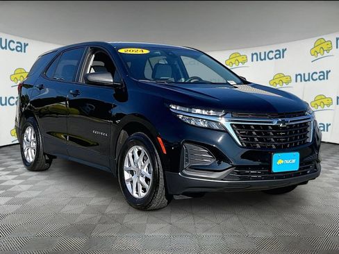 Used 2024 Chevrolet Equinox LS w/ LS Convenience Package AWD/4WD image 1