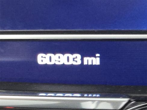 Used 2023 Chevrolet Silverado 1500 LT image 35