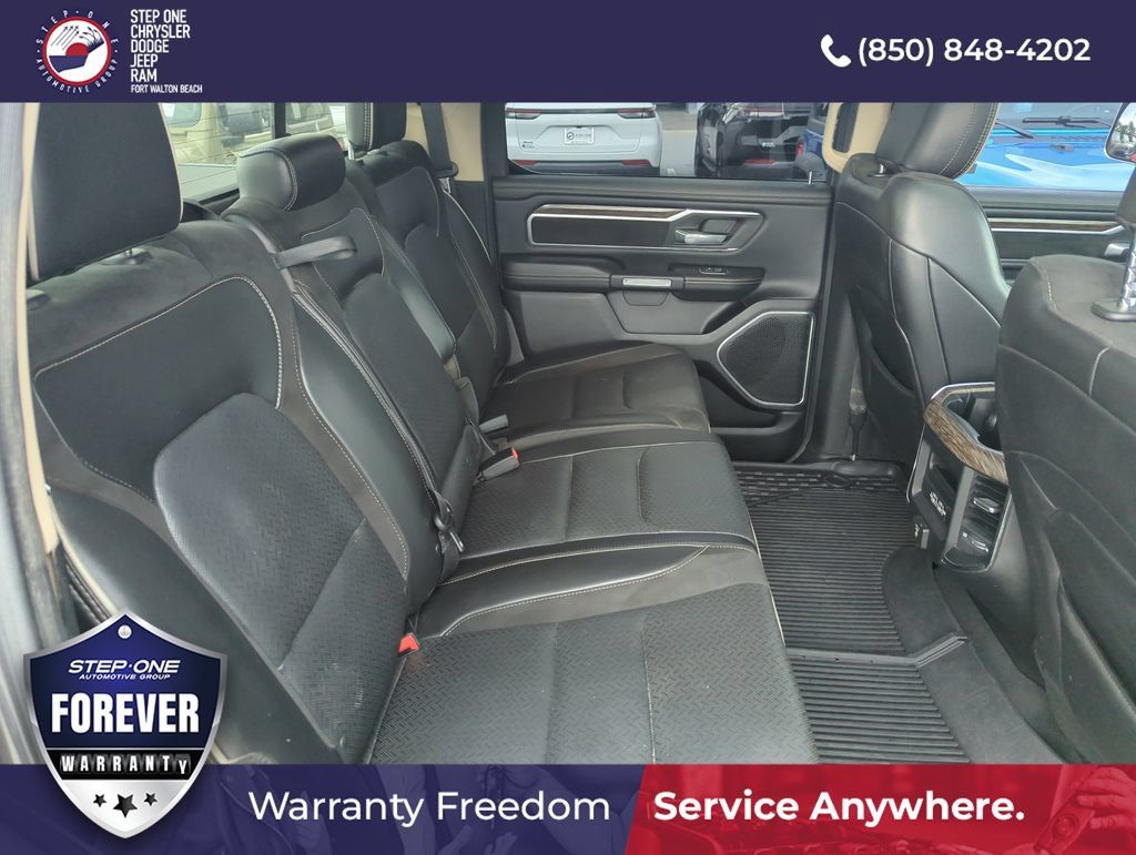 Used 2019 RAM 1500 Laramie AWD/4WD image 31
