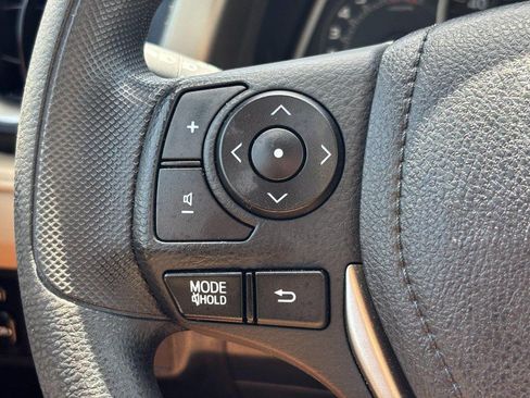 Used 2013 Toyota RAV4 LE FWD image 17
