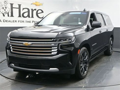 Certified 2023 Chevrolet Suburban High Country image 7