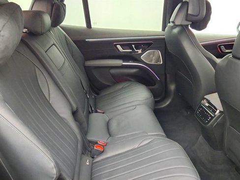 Used 2023 Mercedes-Benz EQS 580 4MATIC SUV image 20