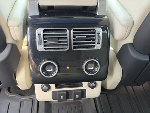 Used 2018 Land Rover Range Rover HSE AWD/4WD image 14