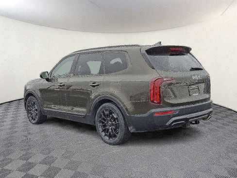 Used 2022 Kia Telluride SX w/ SX Prestige Package image 4