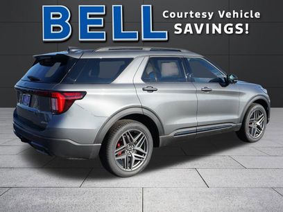 New 2026 Ford Explorer ST-Line w/ ST-Line Street Pack