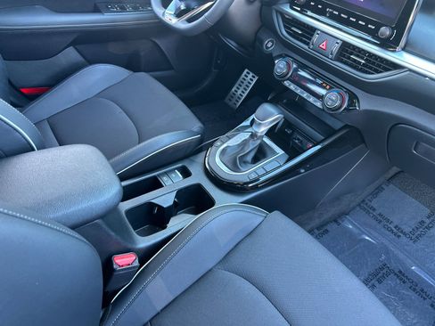 Certified 2024 Kia Forte GT-Line image 15