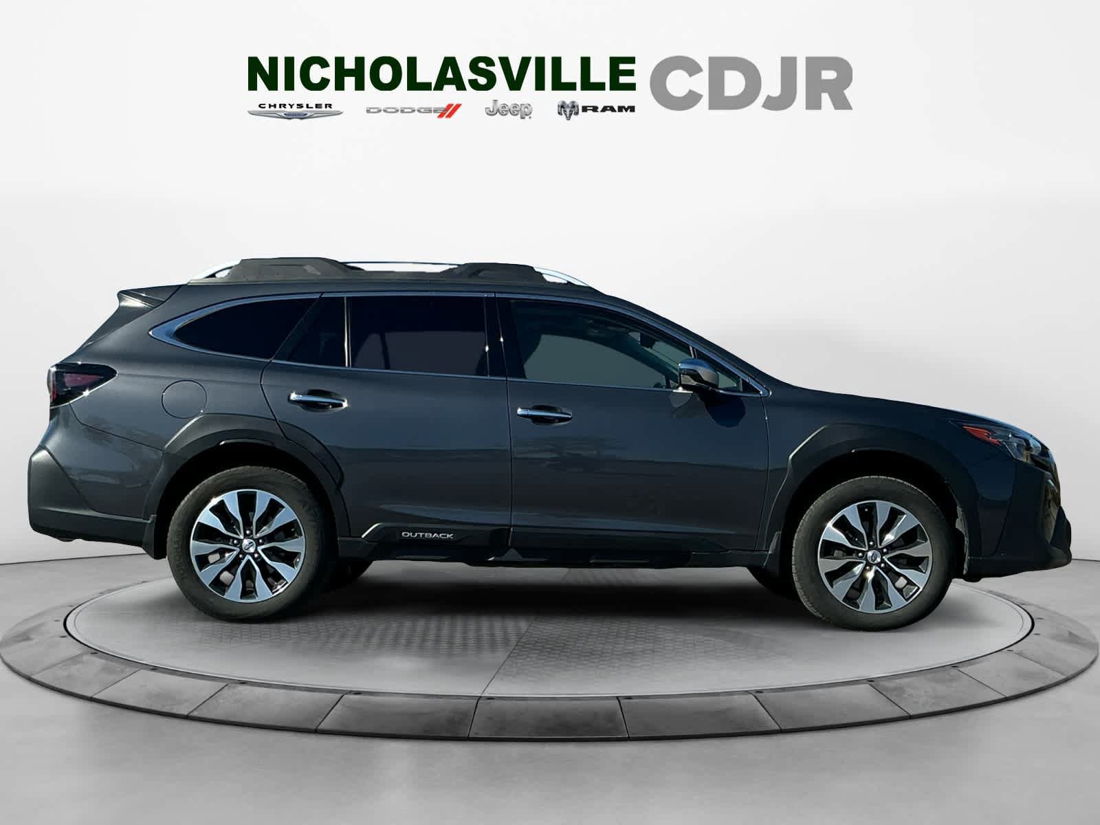 Used 2023 Subaru Outback Touring XT AWD/4WD image 6