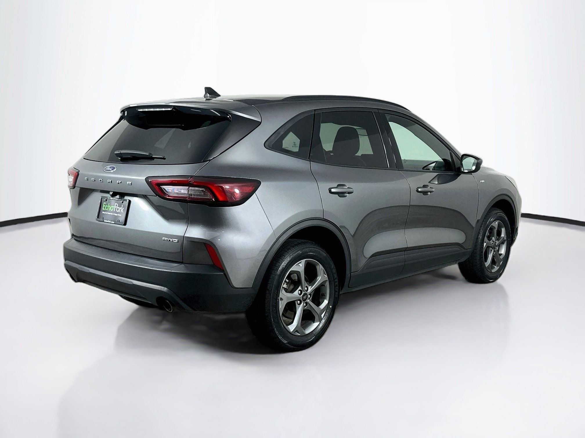 Used 2025 Ford Escape ST-Line Select AWD/4WD image 9