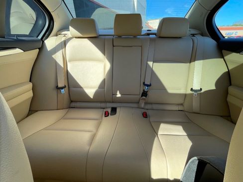 Used 2015 BMW 528i Sedan image 52