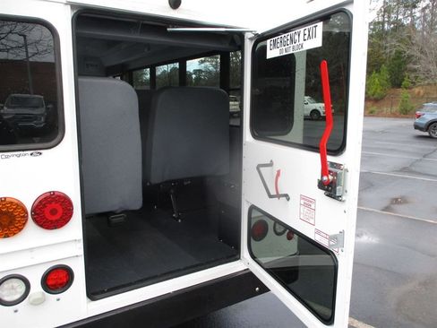 Used 2023 Ford Transit 250 image 4