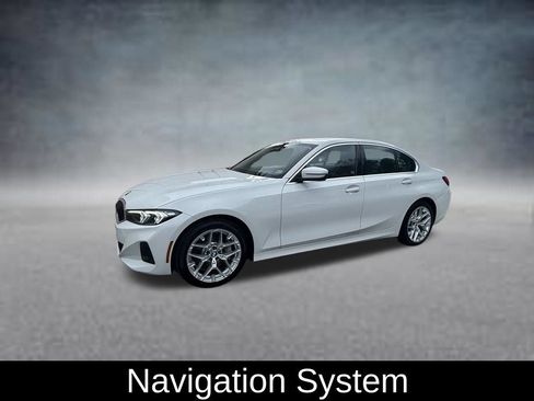 Used 2025 BMW 330i Sedan RWD image 3