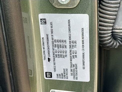 Used 2023 Chevrolet Tahoe Premier image 34