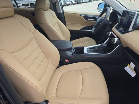 New 2025 Toyota RAV4 XLE Premium w/ Weather Package image 10