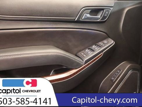 Used 2018 GMC Yukon SLT w/ Premium Edition image 10