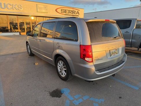 Used 2016 Dodge Grand Caravan SXT image 5